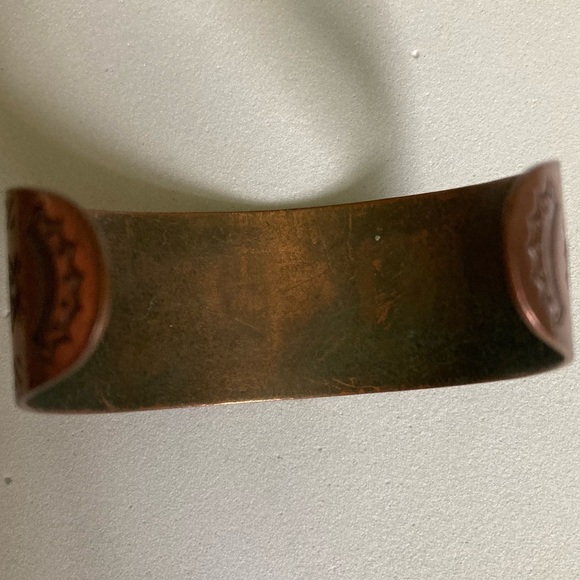 Copper Cuff Bracelet. Vintage Native American Solid Cpr Thunderbird Arrow Cuff - Picture 8 of 10